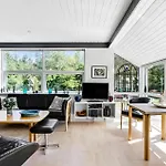 別荘 2 Bedroom Beautiful In Jerup