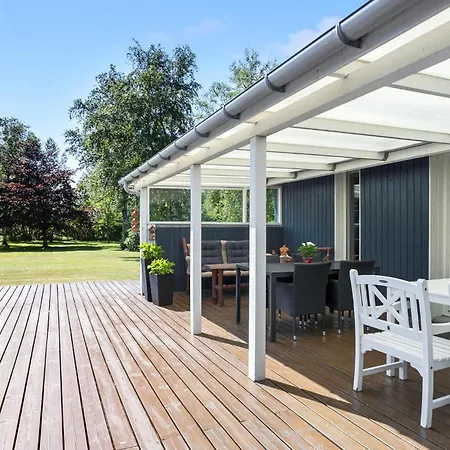 2 Bedroom Beautiful In